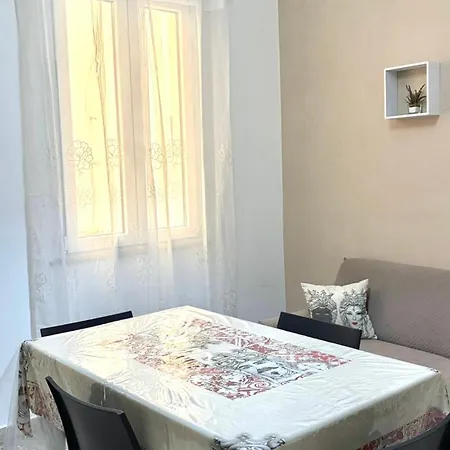 Semesterbostad Casa Levante