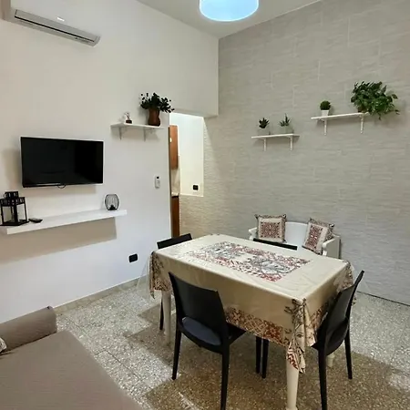 Casa Levante * Augusta